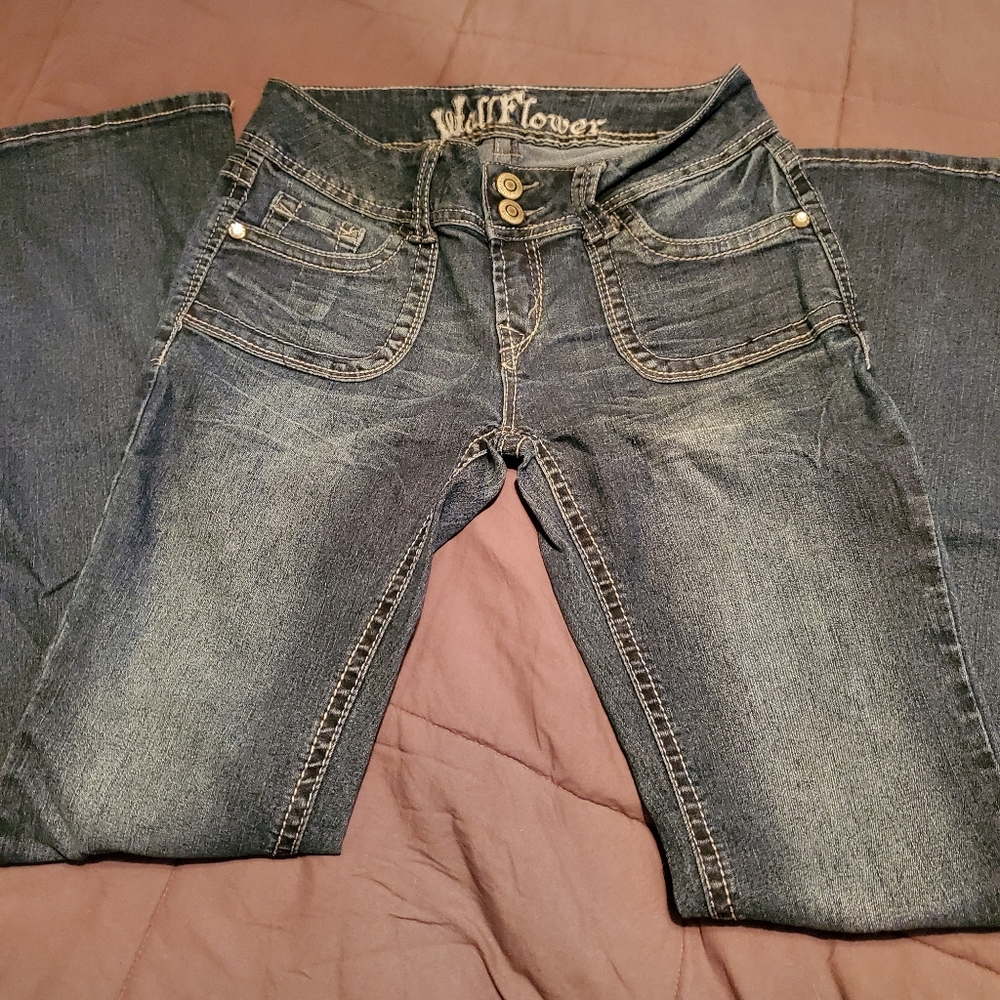 Wallflower jeans